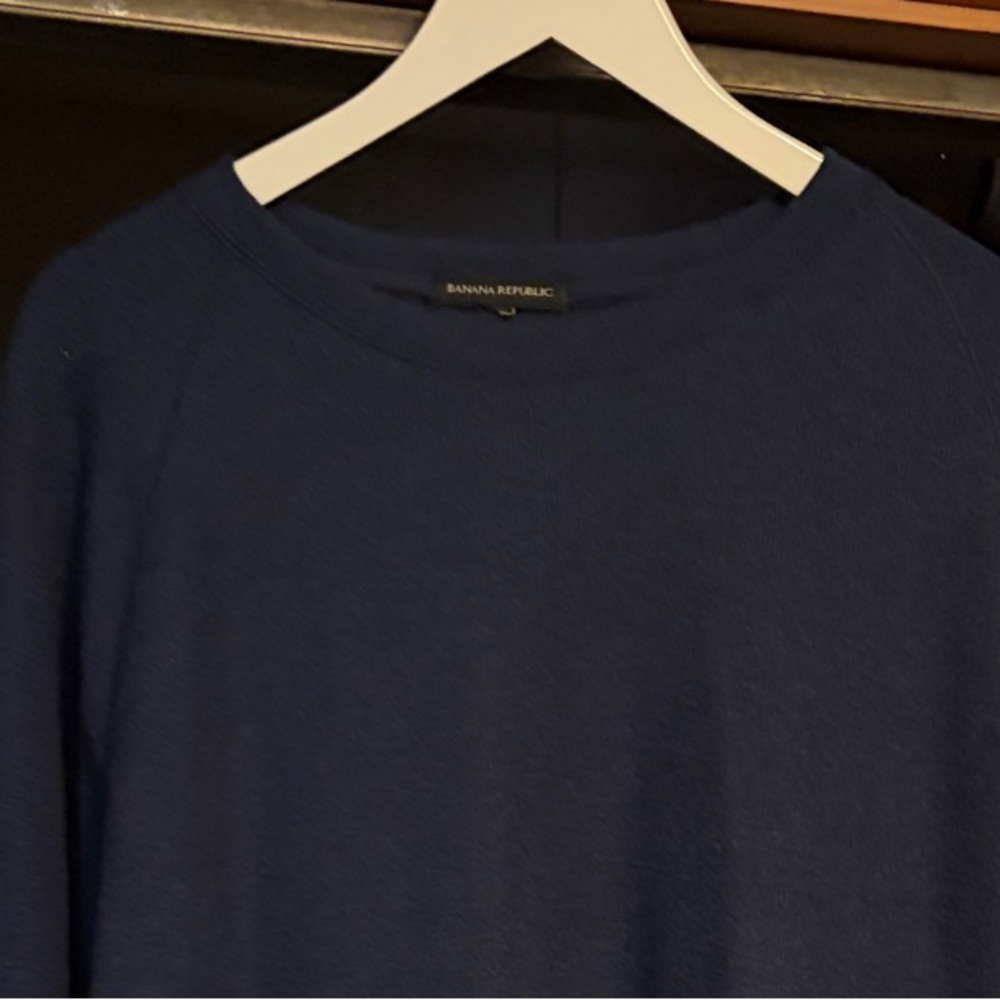Banana Republic Navy or Maroon Crewneck Sweater  XXL.